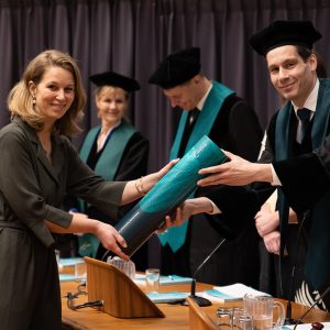 PhD-verdediging dr. C.M.J. (Caroline) van Kinschot